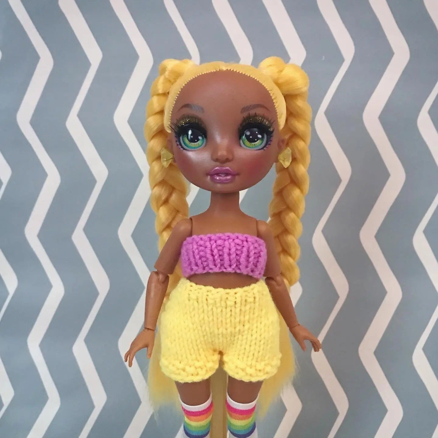 Patron de tricot pour poupées mannequins, Vêtements pour poupée Rainbow High lu.dingir