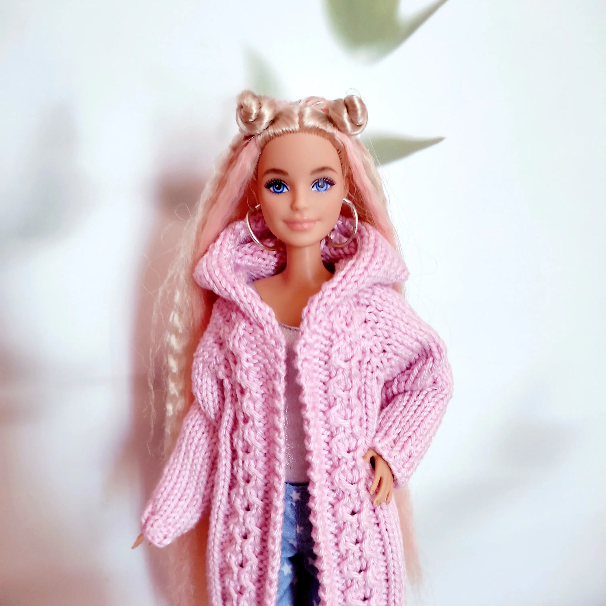 PDF patron de tricot pour poupées mannequins, Manteau rose pour Barbie lu.dingir