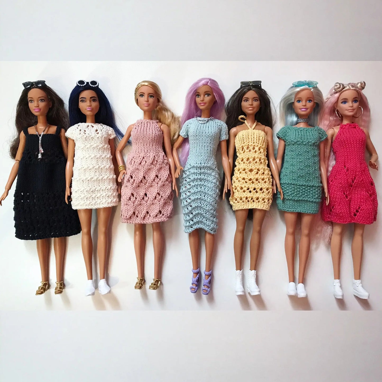 Patron de tricot pour poupées mannequins, 7 Robes pour Barbie lu.dingir