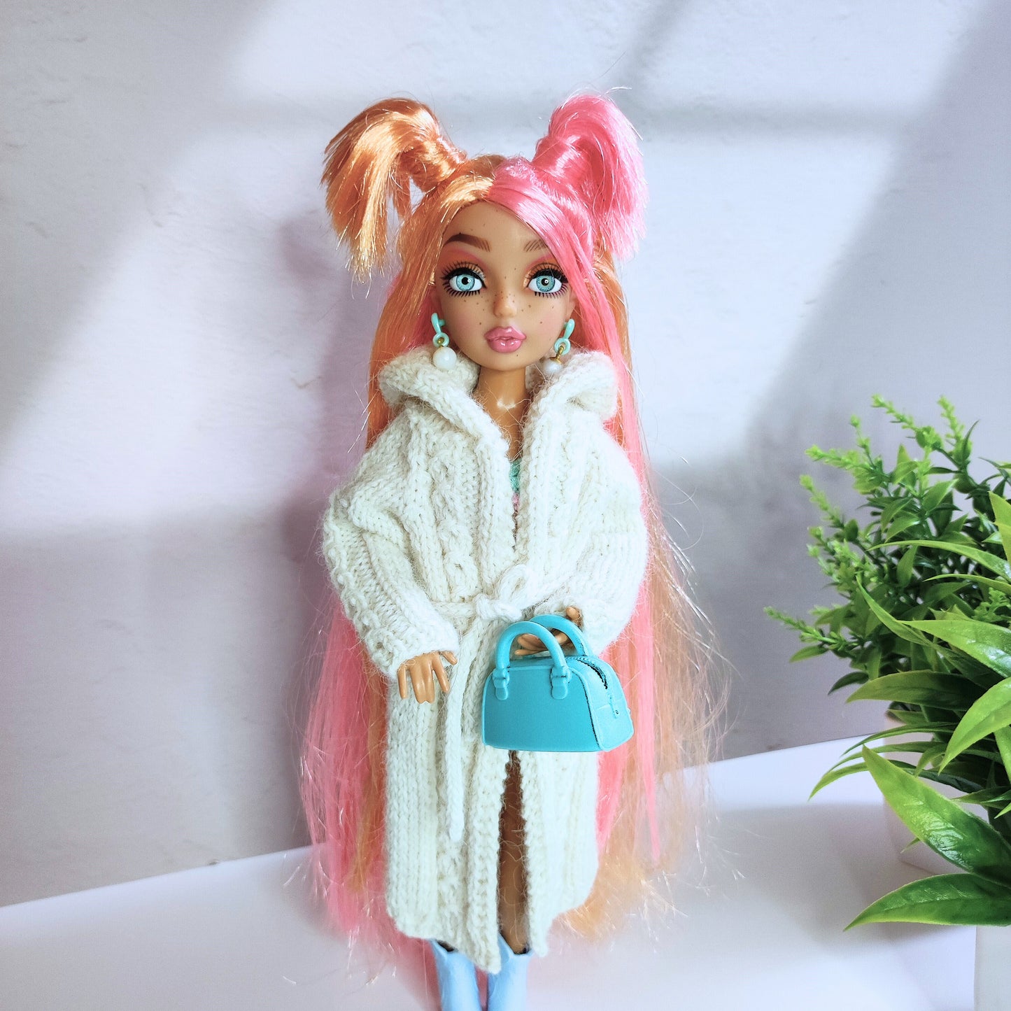 Modèle tricot poupée Barbie, Manteau Flocon vêtements Barbie lu.dingir
